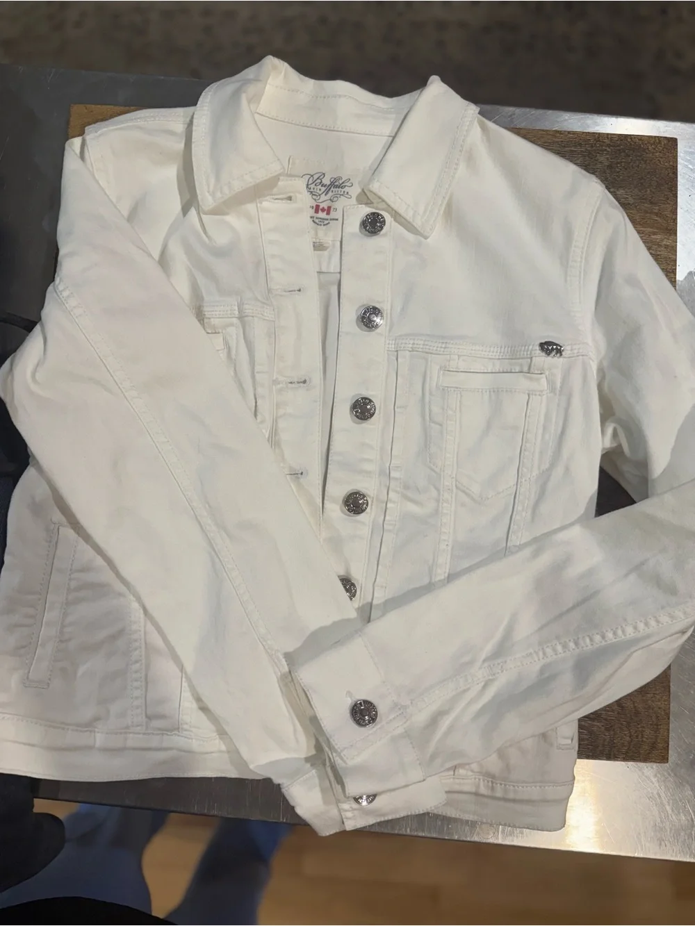 Buffalo David Bitton versatile polished seam